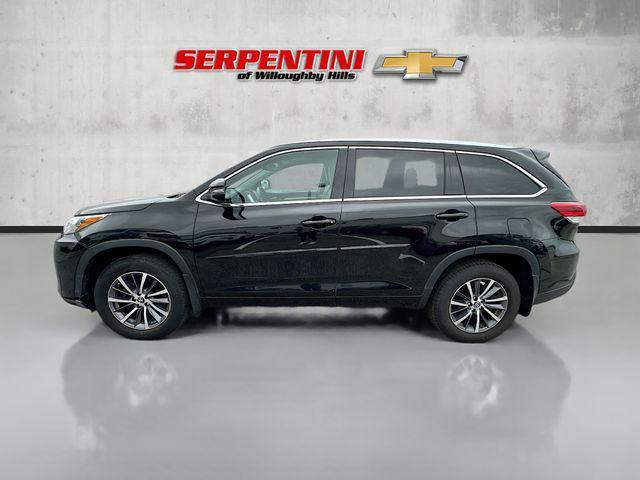 used 2018 Toyota Highlander car, priced at $25,943