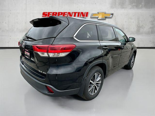 used 2018 Toyota Highlander car, priced at $25,943