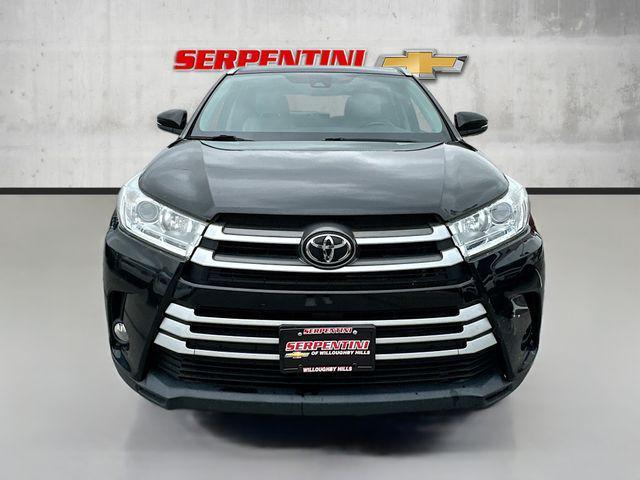 used 2018 Toyota Highlander car, priced at $25,943