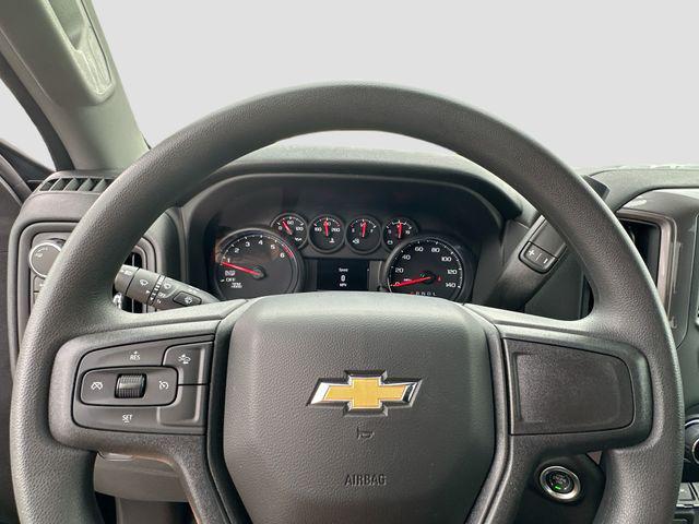new 2024 Chevrolet Silverado 1500 car, priced at $35,995