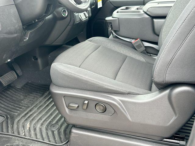new 2024 Chevrolet Silverado 1500 car, priced at $35,995