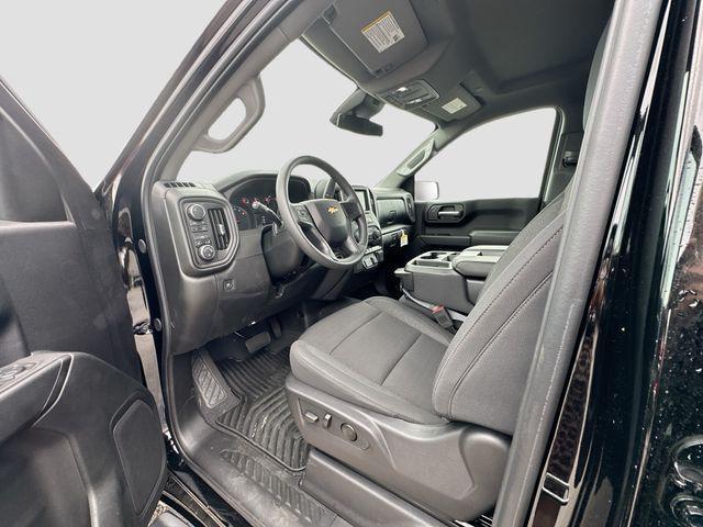 new 2024 Chevrolet Silverado 1500 car, priced at $35,995
