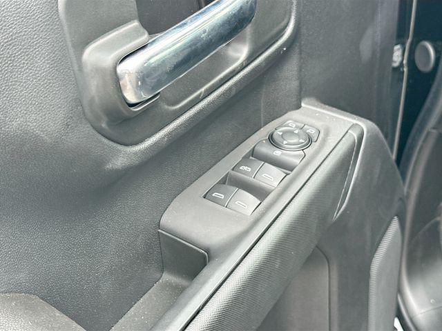 new 2024 Chevrolet Silverado 1500 car, priced at $35,995