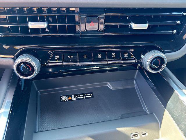 new 2026 Chevrolet Suburban car, priced at $74,425