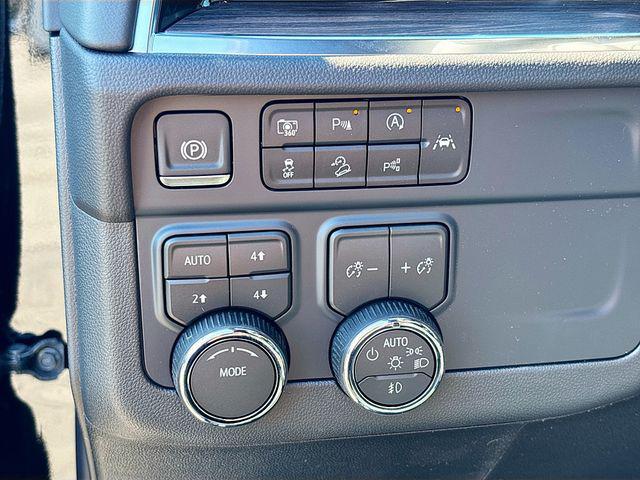 new 2026 Chevrolet Suburban car, priced at $74,425