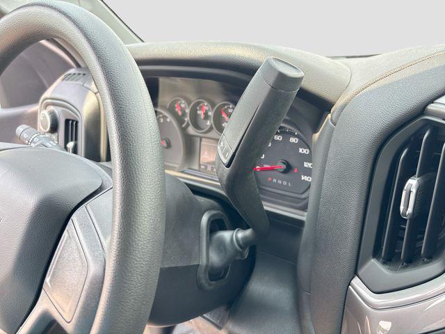 new 2024 Chevrolet Silverado 1500 car, priced at $33,000