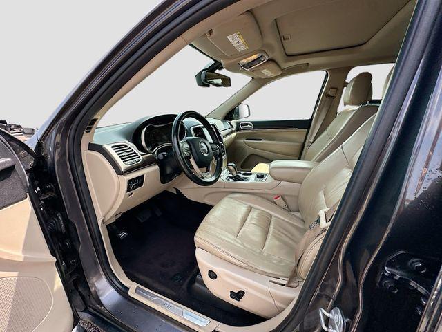 used 2016 Jeep Grand Cherokee car, priced at $14,986