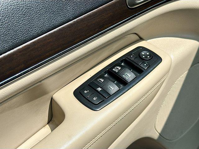 used 2016 Jeep Grand Cherokee car, priced at $14,986