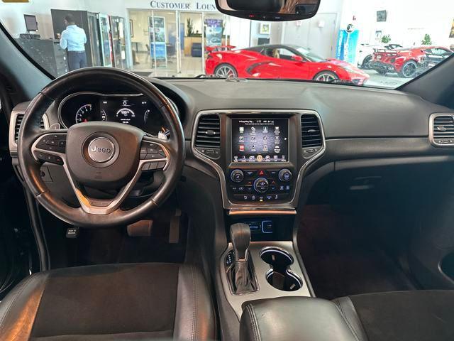 used 2017 Jeep Grand Cherokee car, priced at $17,366