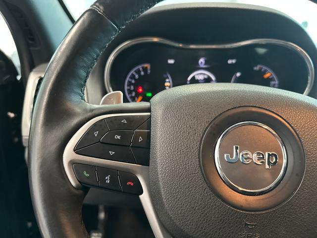 used 2017 Jeep Grand Cherokee car, priced at $17,366