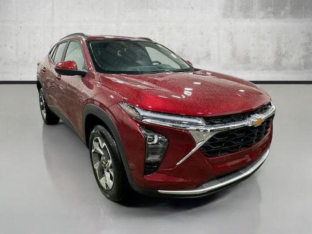new 2025 Chevrolet Trax car, priced at $21,785