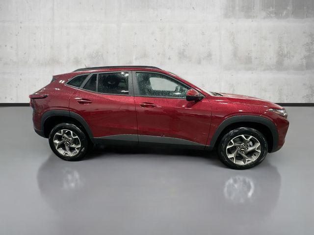 new 2025 Chevrolet Trax car, priced at $21,785