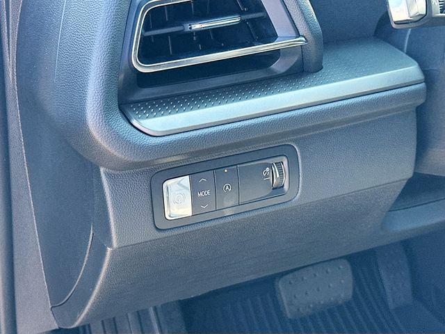 new 2025 Chevrolet Traverse car, priced at $41,426