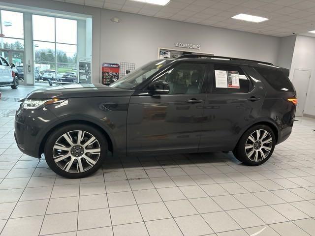 used 2018 Land Rover Discovery car, priced at $21,873