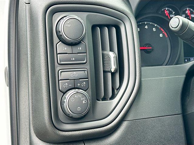 new 2024 Chevrolet Silverado 2500 car, priced at $48,710