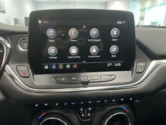 new 2025 Chevrolet Blazer car, priced at $29,200