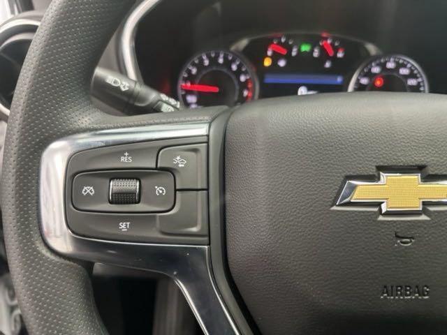 new 2025 Chevrolet Blazer car, priced at $29,200