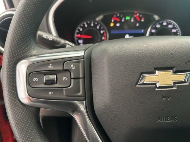 new 2025 Chevrolet Blazer car, priced at $32,999