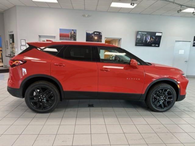 new 2025 Chevrolet Blazer car, priced at $32,999