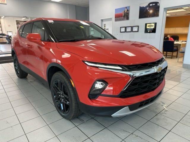 new 2025 Chevrolet Blazer car, priced at $32,999