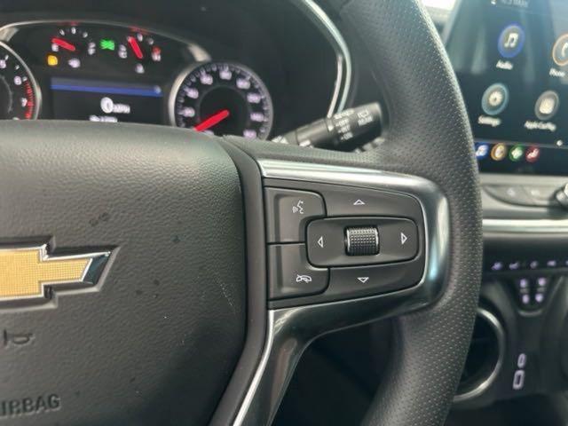 new 2025 Chevrolet Blazer car, priced at $32,999