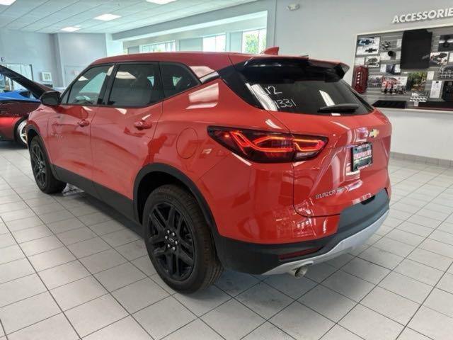 new 2025 Chevrolet Blazer car, priced at $32,999