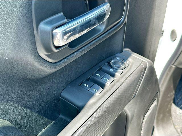 new 2024 Chevrolet Silverado 1500 car, priced at $39,495