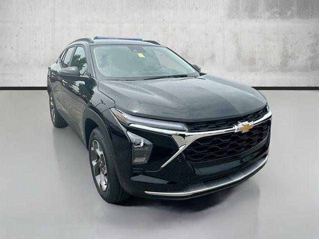 new 2025 Chevrolet Trax car, priced at $21,785