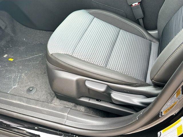new 2025 Chevrolet Trax car, priced at $21,785