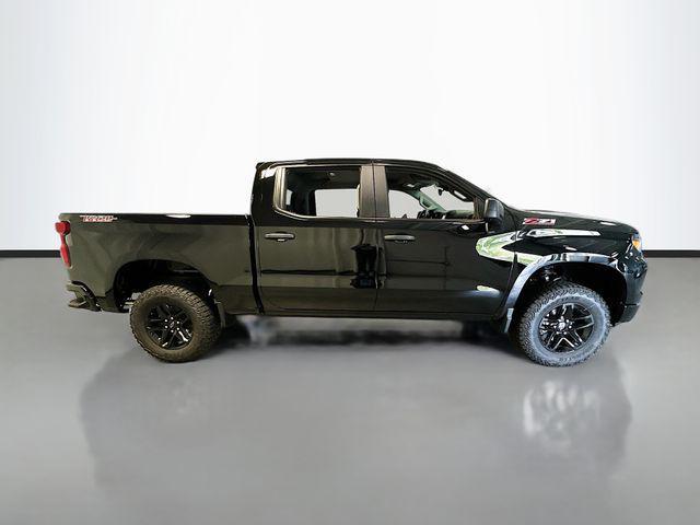 new 2025 Chevrolet Silverado 1500 car, priced at $42,290