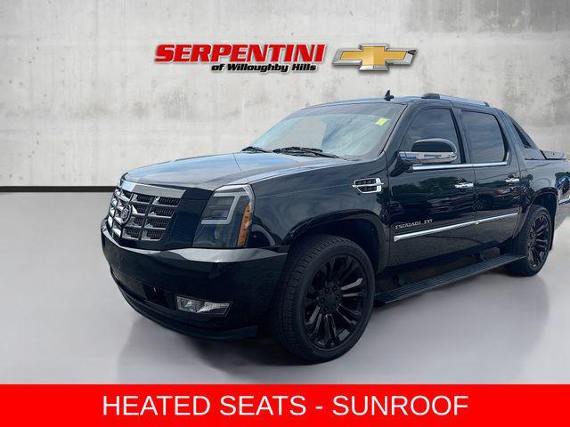 used 2013 Cadillac Escalade EXT car, priced at $29,600