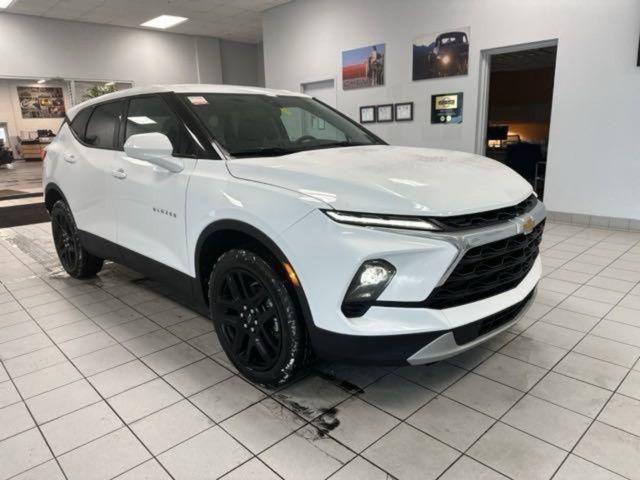 new 2025 Chevrolet Blazer car, priced at $32,999
