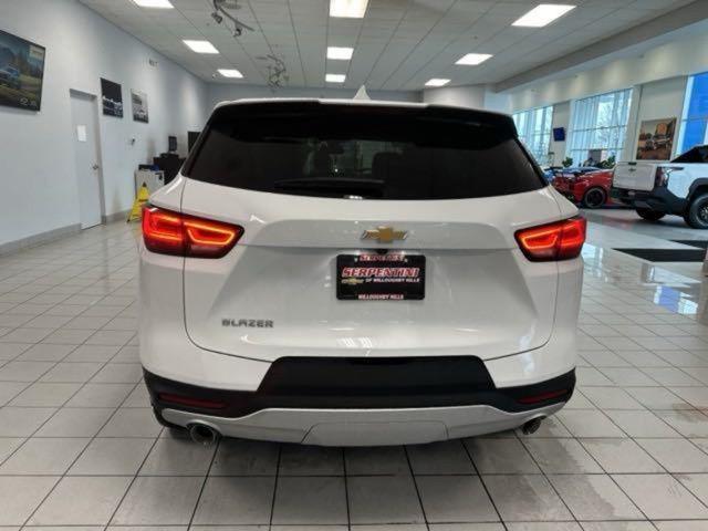 new 2025 Chevrolet Blazer car, priced at $32,999