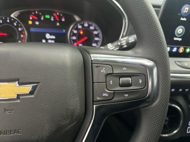 new 2025 Chevrolet Blazer car, priced at $32,999
