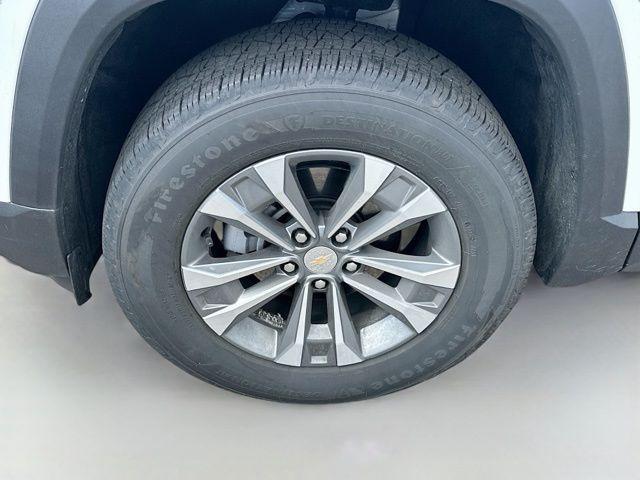 new 2026 Chevrolet Equinox car, priced at $25,590