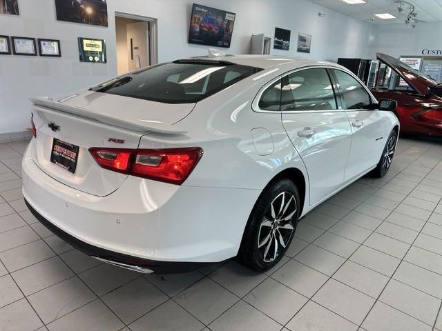 new 2025 Chevrolet Malibu car, priced at $23,490