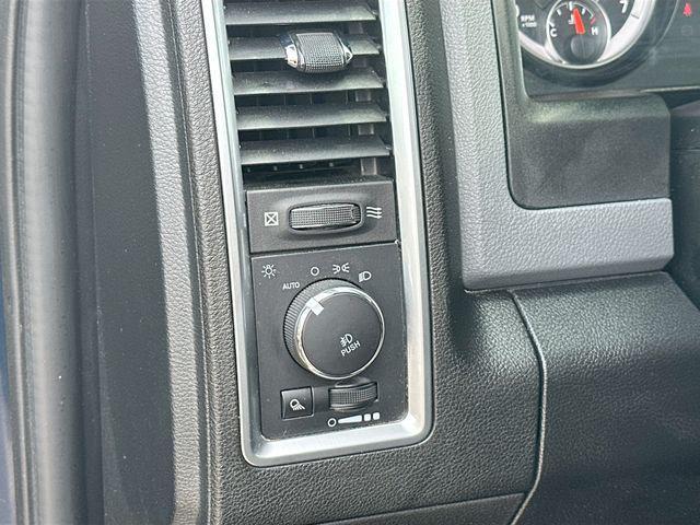 used 2020 Ram 1500 Classic car, priced at $25,871
