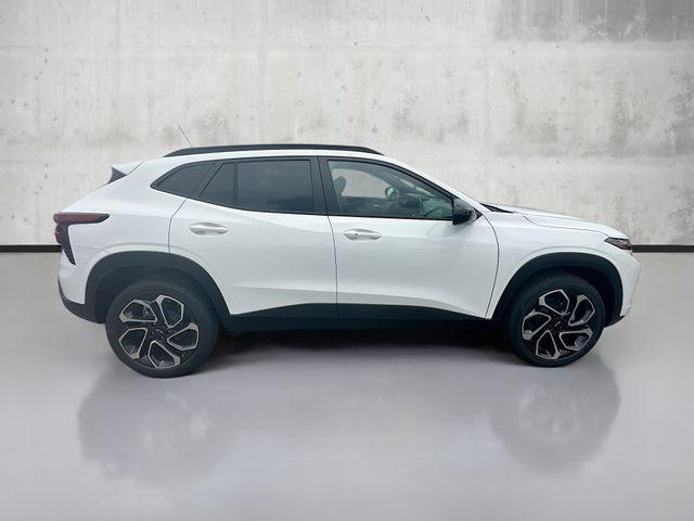 new 2025 Chevrolet Trax car, priced at $22,500