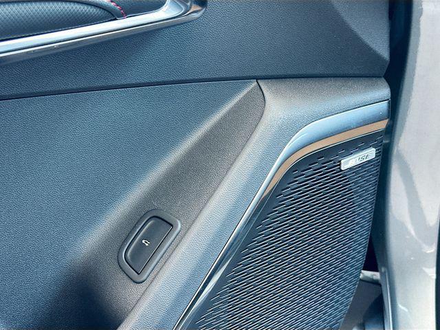 new 2025 Chevrolet Traverse car, priced at $54,014