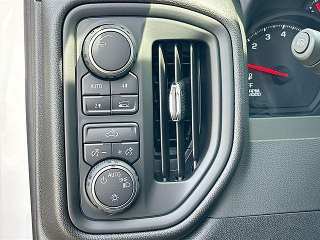 new 2025 Chevrolet Silverado 1500 car, priced at $36,980