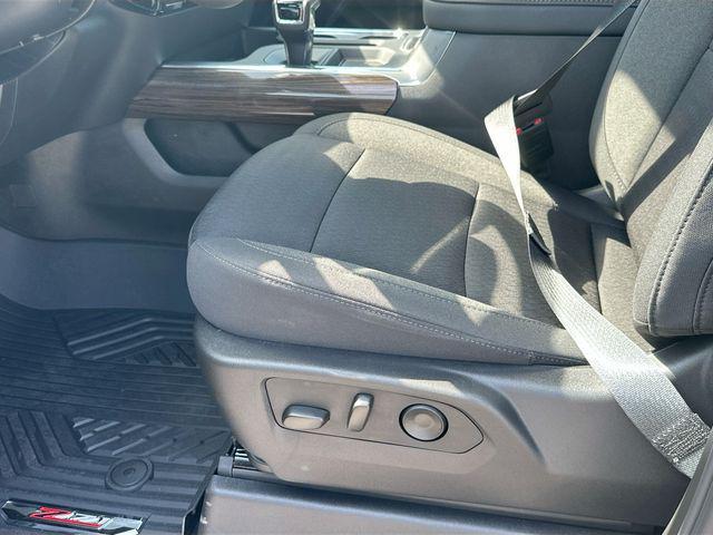 new 2025 Chevrolet Silverado 1500 car, priced at $50,000