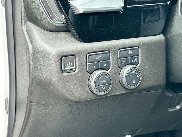 new 2025 Chevrolet Silverado 1500 car, priced at $39,795