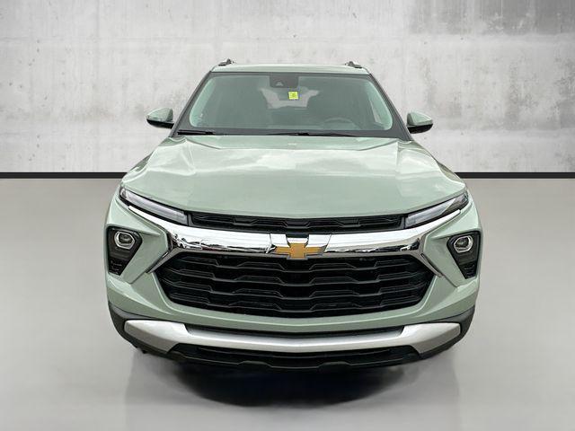 new 2026 Chevrolet TrailBlazer car, priced at $24,100