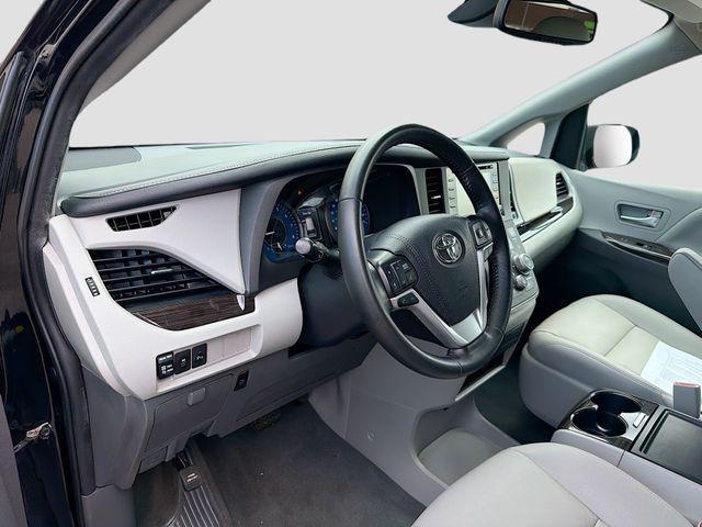 used 2020 Toyota Sienna car, priced at $29,287