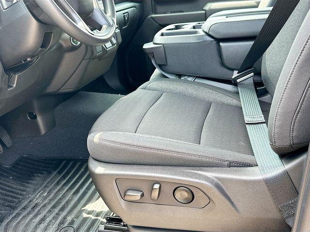 new 2024 Chevrolet Silverado 1500 car, priced at $39,495