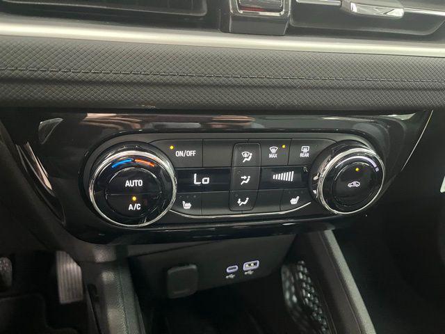 new 2025 Chevrolet TrailBlazer car, priced at $27,978