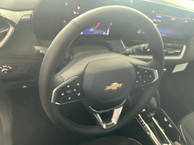new 2025 Chevrolet TrailBlazer car, priced at $27,978