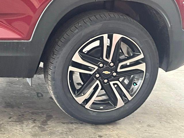 new 2025 Chevrolet TrailBlazer car, priced at $27,978