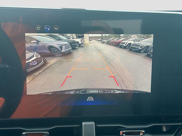 new 2026 Chevrolet Equinox car, priced at $35,485