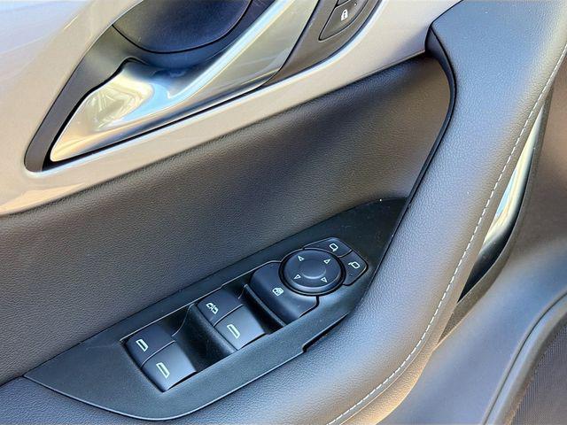 new 2025 Chevrolet Blazer car, priced at $33,299